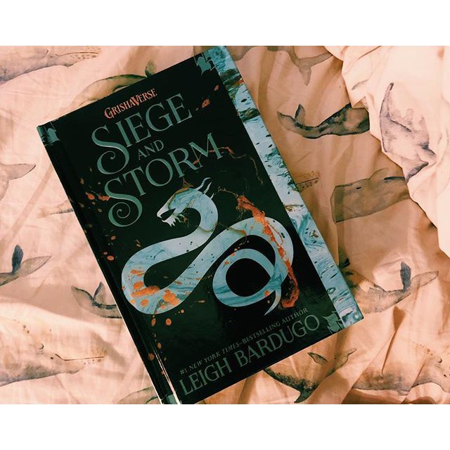  کتاب Siege and Storm book 2 by Leigh Bardugo