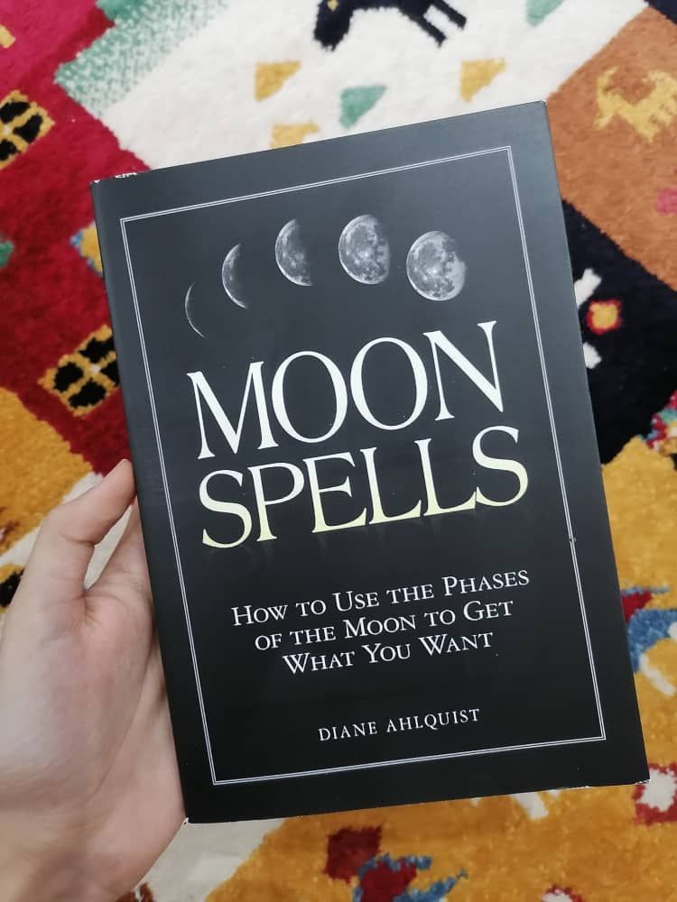 کتاب Moon Spells by Diane Ahlquist