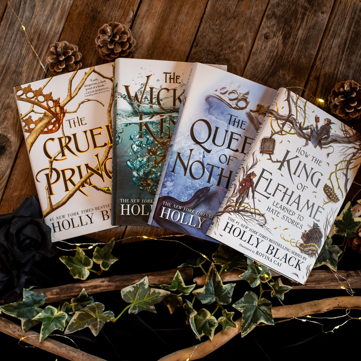  کتاب How the King of Elfhame Learned to Hate Stories by Holly Black  رنگی