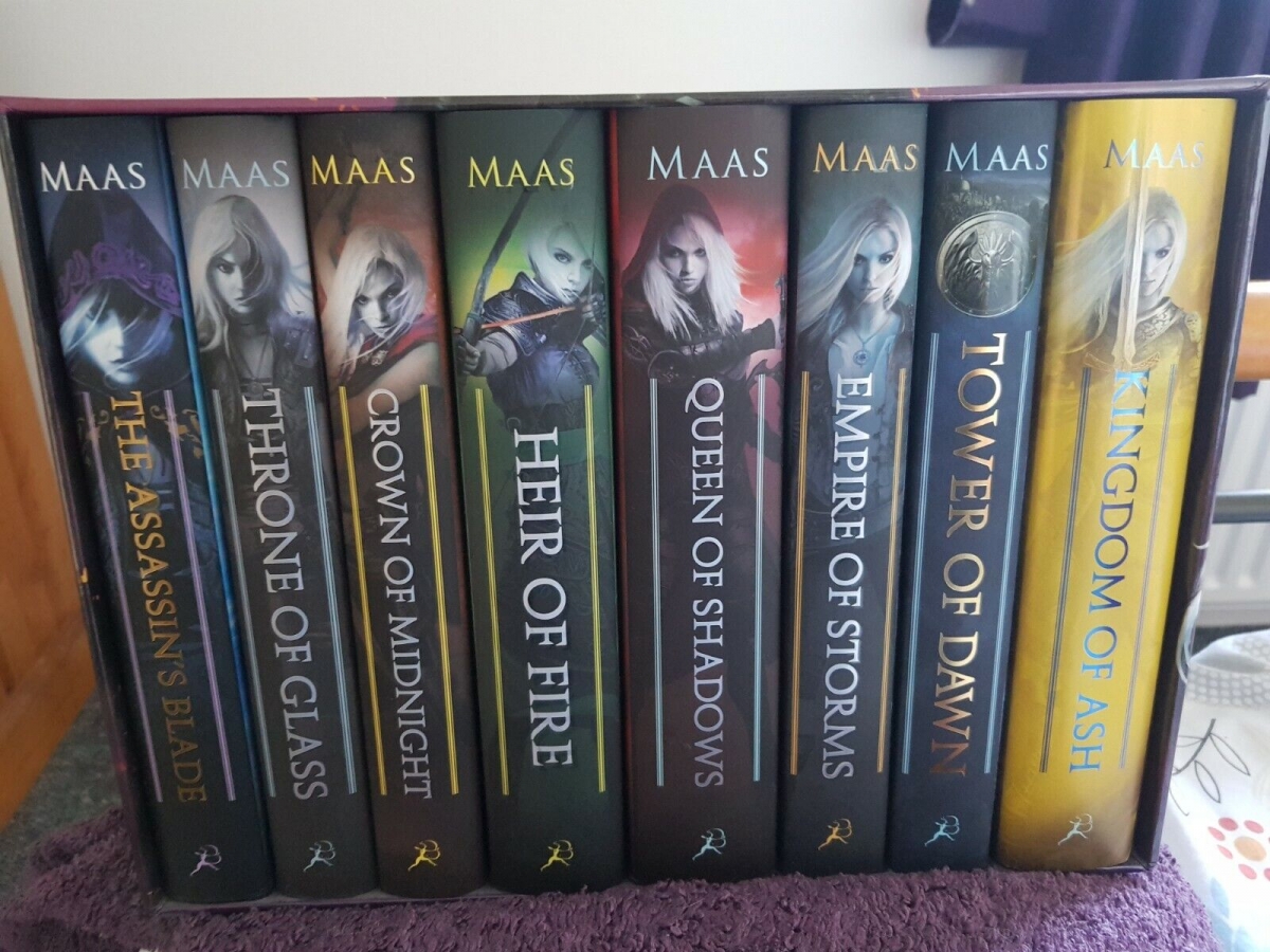  کتاب Queen of Shadows Throne of Glass 4 by Sarah J Maas